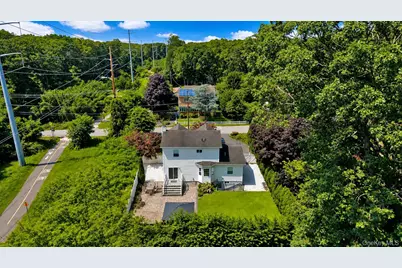 105 Harrison Avenue, Miller Place, NY 11764 - Photo 9