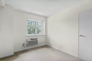 20 Secor Pl, Yonkers, NY 10704 - Photo 13