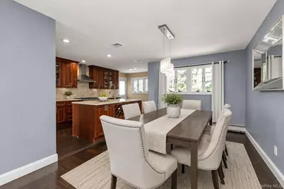 46 Valley Lane E, Valley Stream, NY 11581 - Photo 5