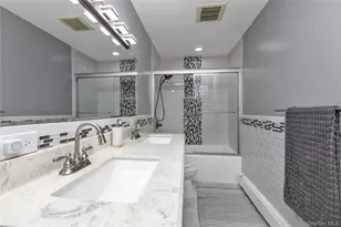 46 Valley Ln E, Valley Stream, NY 11581 - Photo 11