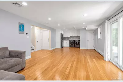 46 Valley Lane E, Valley Stream, NY 11581 - Photo 15