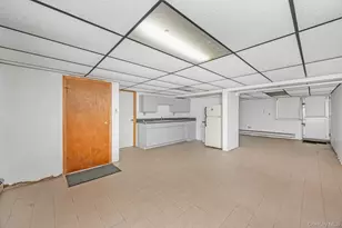 58-30 75th St, Middle Village, NY 11379 - Photo 43