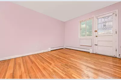 58-30 75th Street, Middle Village, NY 11379 - Photo 35