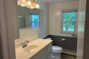 239 Vineyard Ave, Highland, NY 12528 - Photo 11