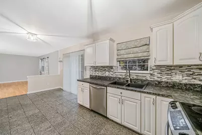 133 Cumberland Street, Mastic, NY 11950 - Photo 5