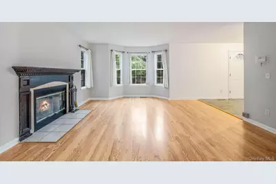 133 Cumberland Street, Mastic, NY 11950 - Photo 15