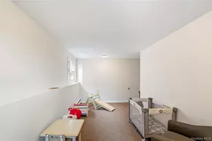 2440 Wallen Ln, Bellmore, NY 11710 - Photo 7