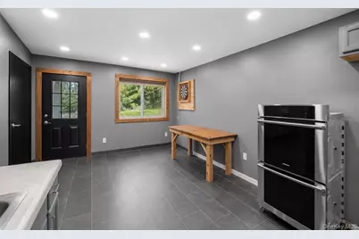 290 Route 17K, Bloomingburg, NY 12721 - Photo 5