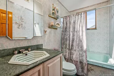 36 Richmond Street, Islip, NY 11751 - Photo 23