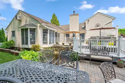 36 Richmond Street, Islip, NY 11751 - Photo 31