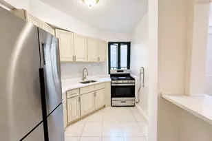 1564 Unionport Rd, Bronx, NY 10462 - Photo 1