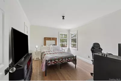 84 Evergreen Avenue, East Moriches, NY 11940 - Photo 13