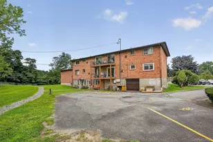 1006 Parr Meadow Dr, Newburgh, NY 12550 - Photo 19