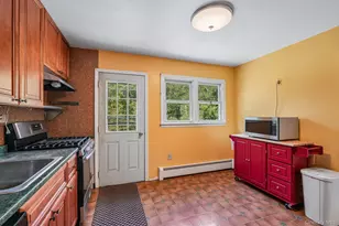 105 Vails Gate Heights Dr, New Windsor, NY 12553 - Photo 9