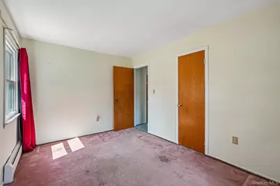 105 Vails Gate Heights Drive, New Windsor, NY 12553 - Photo 17
