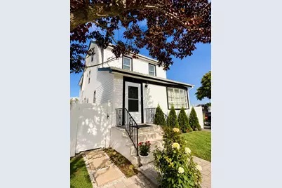 2 Lee Court, Merrick, NY 11566 - Photo 1