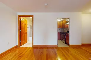 135-23 82nd Ave, Briarwood, NY 11432 - Photo 9