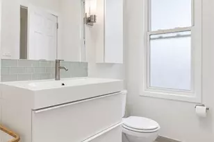 21-31 25th Rd, Astoria, NY 11102 - Photo 35