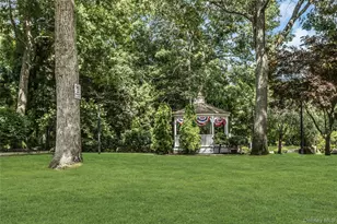 25 Glen Hollow, Holtsville, NY 11742 - Photo 23