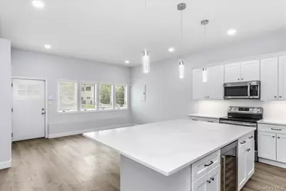 534 Bellmore Road, East Meadow, NY 11554 - Photo 3