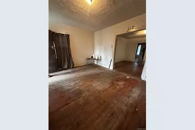 11824 219th Street, Cambria Heights, NY 11411 - Photo 5