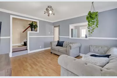 1069 Phoebe Street, Franklin Square, NY 11010 - Photo 7