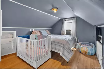 1069 Phoebe Street, Franklin Square, NY 11010 - Photo 13
