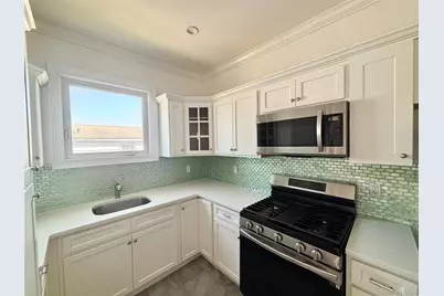 253-02 Memphis Avenue, Rosedale, NY 11422 - Photo 5