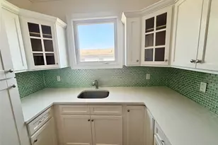 253-02 Memphis Ave, Rosedale, NY 11422 - Photo 7