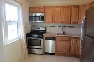 106 Mariners Way, Copiague, NY 11726 - Photo 3