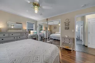 20 Cornwall Ln, Hicksville, NY 11801 - Photo 13