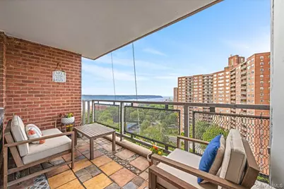 5700 Arlington Avenue #18V, Bronx, NY 10471 - Photo 5