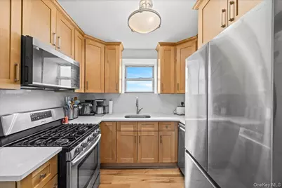 5700 Arlington Avenue #18V, Bronx, NY 10471 - Photo 11