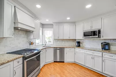 2 Gould Drive, Lake Grove, NY 11755 - Photo 7