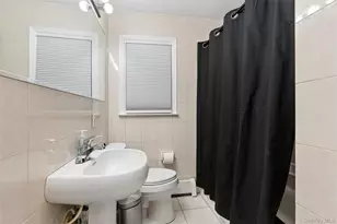 404 Front St, Bellmore, NY 11710 - Photo 7