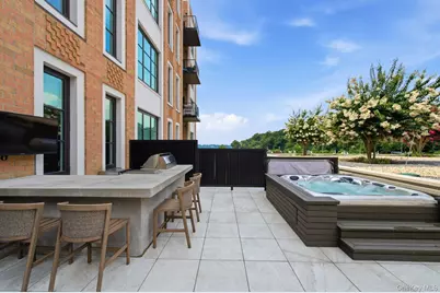 100 Garvies Point Road #1007, Glen Cove, NY 11542 - Photo 23