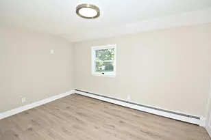 112 Raynor St, West Babylon, NY 11704 - Photo 15