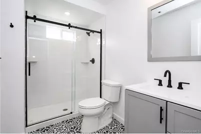 156 Jefferson Avenue #1, Roslyn Heights, NY 11577 - Photo 11
