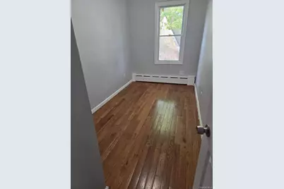 18709 Linden Boulevard, Saint Albans, NY 11412 - Photo 5