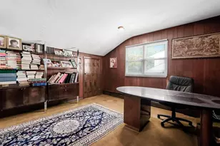 17 Cambridge Rd, Great Neck, NY 11023 - Photo 15