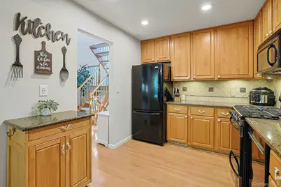 279 Treetop Circle, Nanuet, NY 10954 - Photo 15