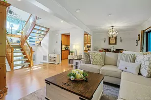 279 Treetop Cir, Nanuet, NY 10954 - Photo 9