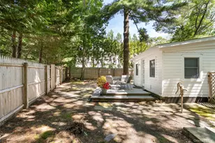 141 W Neck Rd, Southampton, NY 11968 - Photo 21