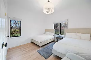16 S de Baun Ave, Airmont, NY 10901 - Photo 27