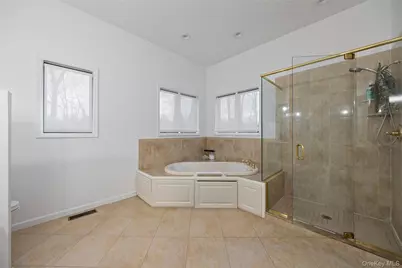 16 S De Baun Avenue, Airmont, NY 10901 - Photo 25
