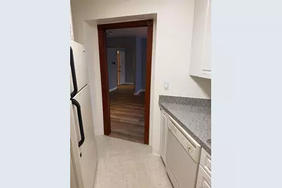2 Bay Club Drive #1Z4, Bayside, NY 11360 - Photo 5