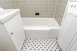 15 Quinby Ave, White Plains, NY 10606 - Photo 13