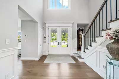 53 Southview Circle, Lake Grove, NY 11755 - Photo 3