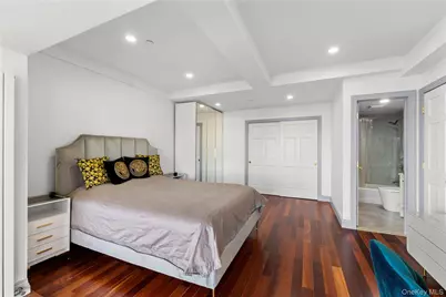 43-18 Main Street #12A, Flushing, NY 11355 - Photo 9