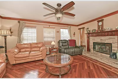 63 Corbin Avenue, Patchogue, NY 11772 - Photo 7